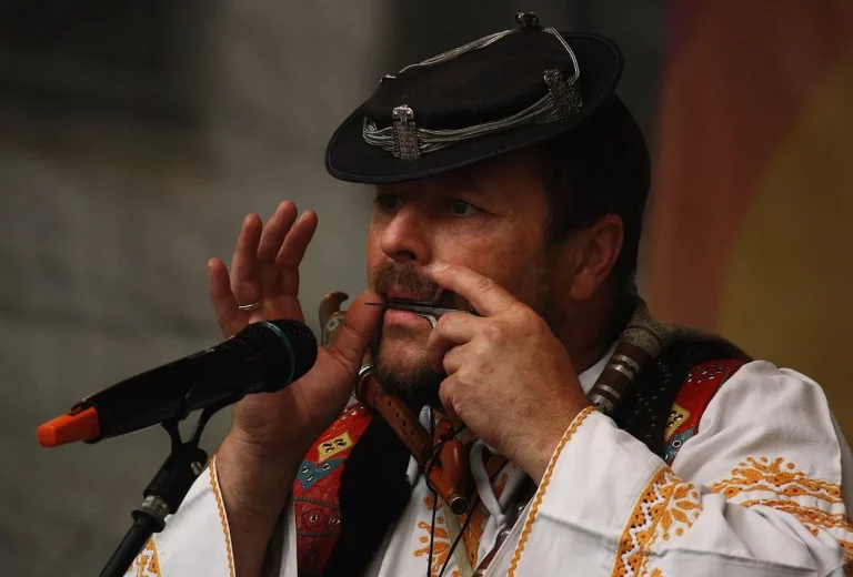 How To Play The Jaw Harp
