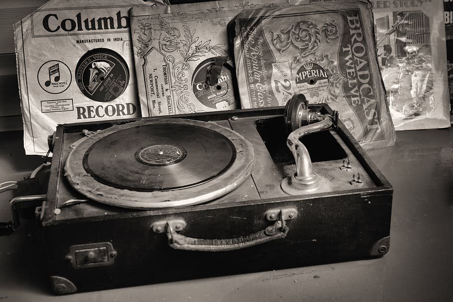 History Of Old Vinyl Records