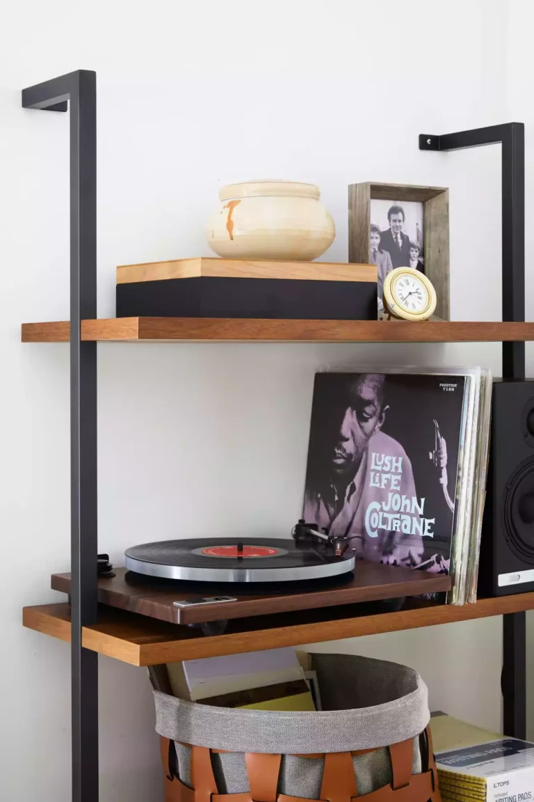 How to store old vinyl records
