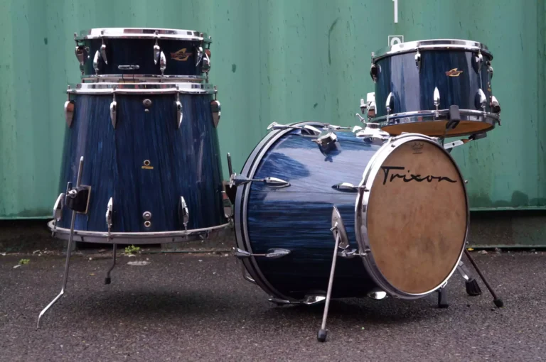 Vintage Asba Trundle 1965 drum kit appraisal guide